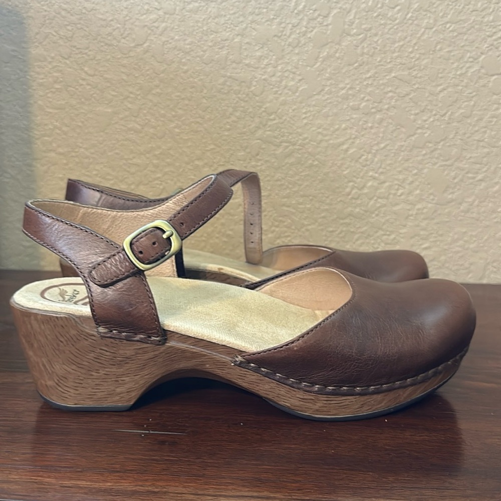 Dansko “Sam” Brown Leather Open Back Women’s Pumps